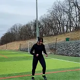 Woman wearing the leggings on a cold day